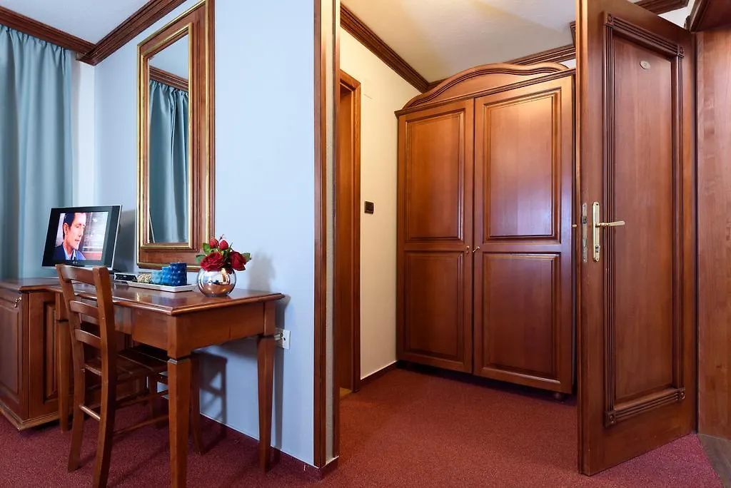Villa Meri Trogir Guest house